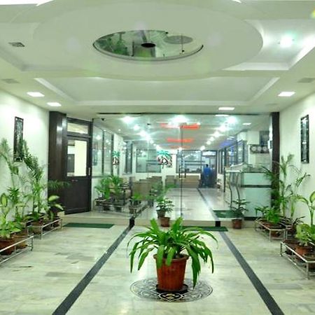 Hotel Dawat Palace Agra  Kültér fotó